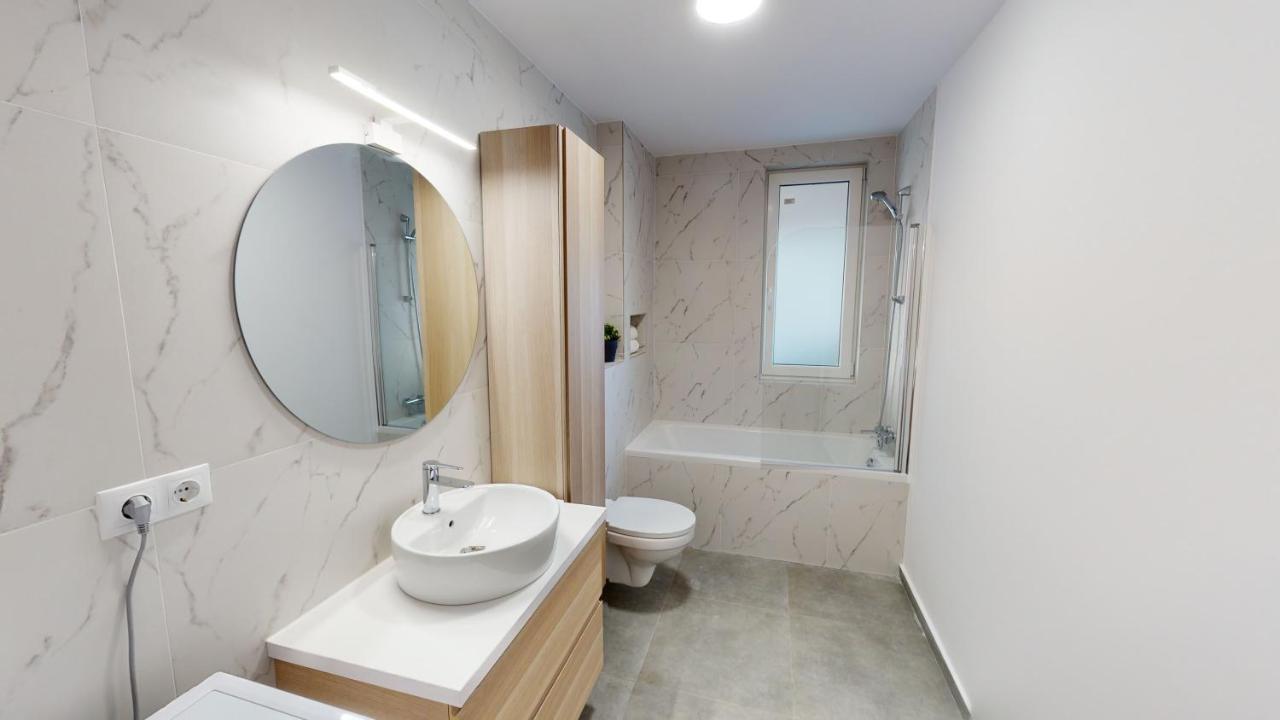 Apartment By The Lake Nr 4 Vrt Sibiu Extérieur photo